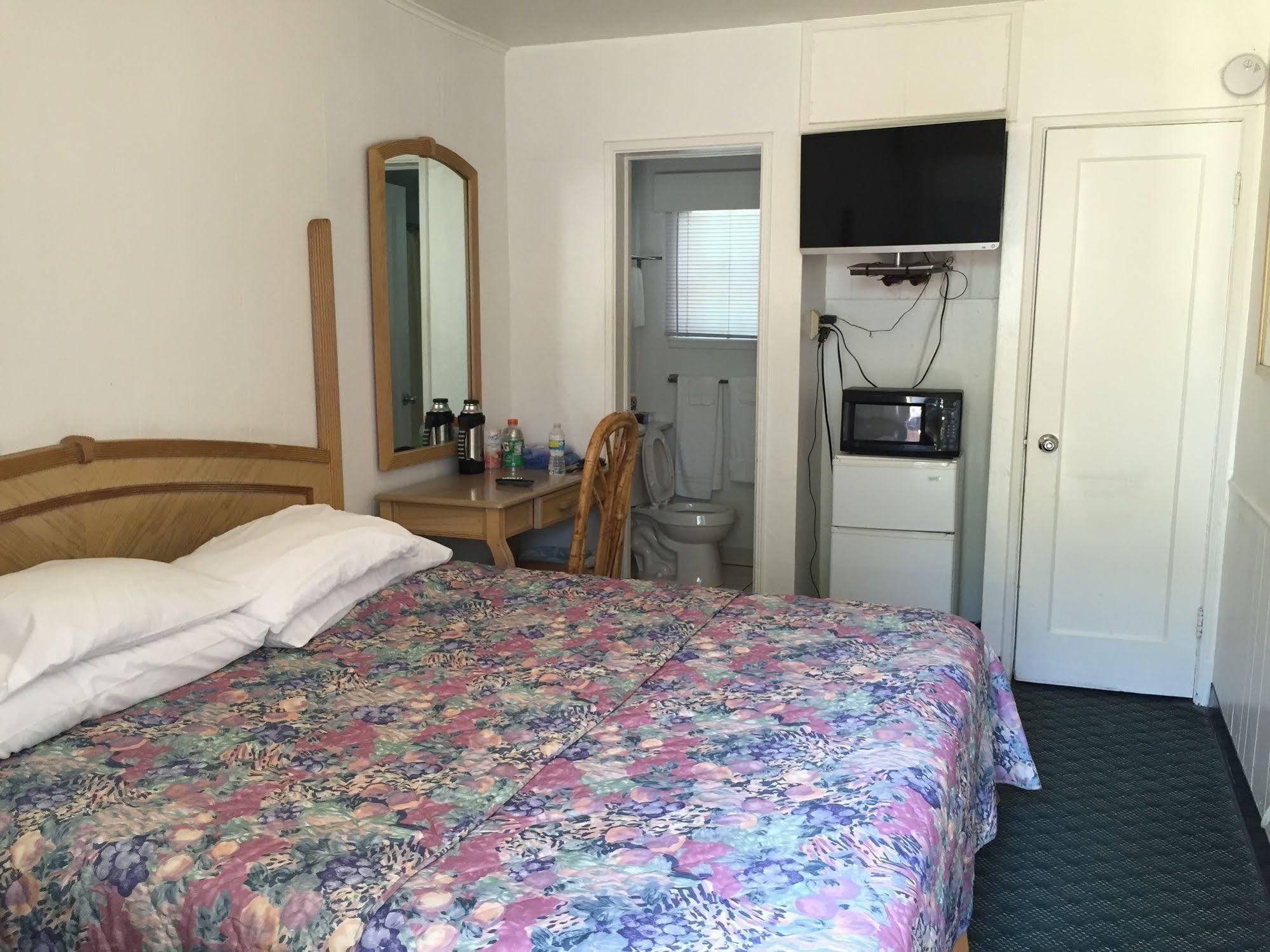 Sea Cove Motel بومبانو بيتش المظهر الخارجي الصورة