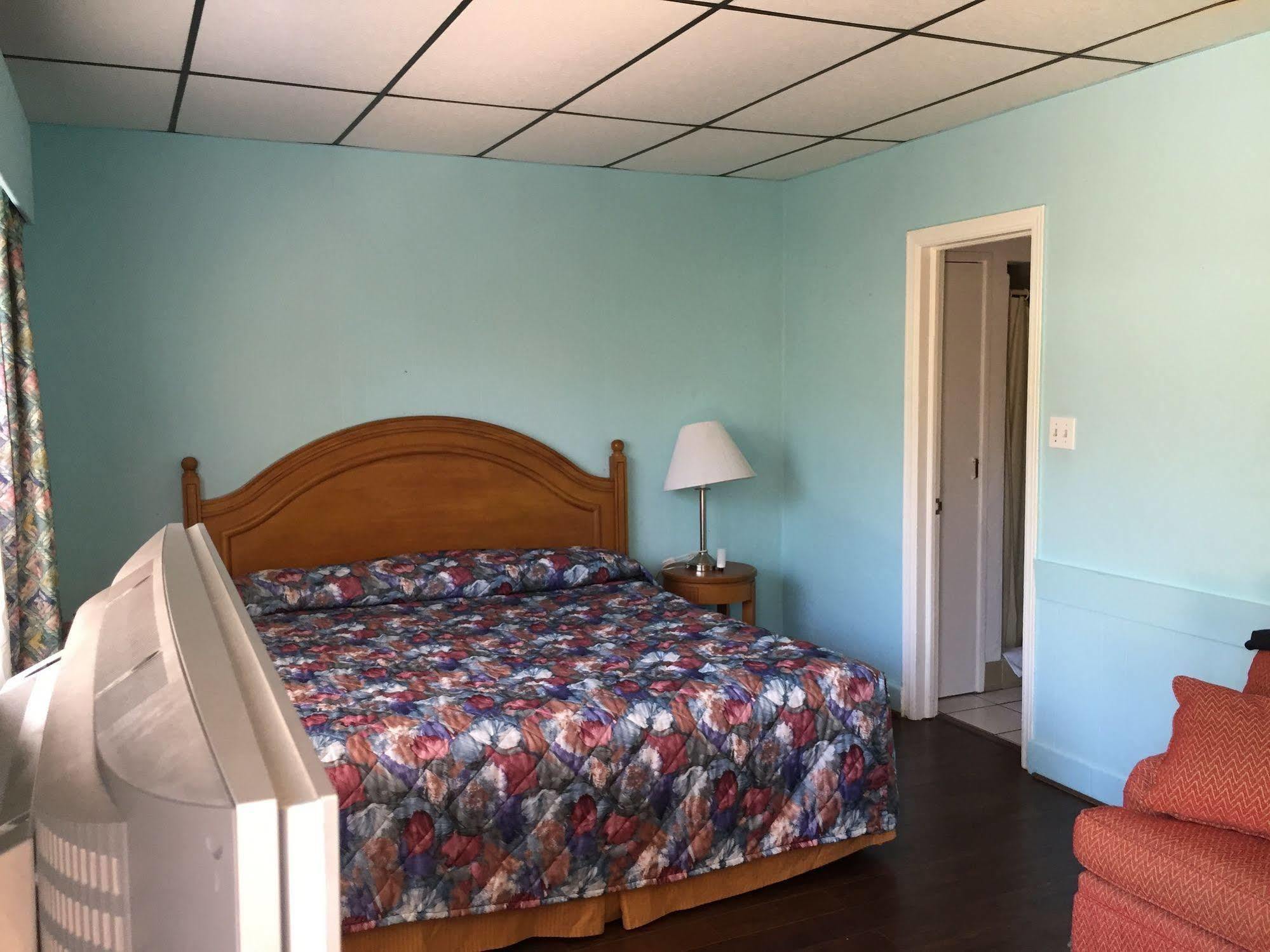 Sea Cove Motel بومبانو بيتش المظهر الخارجي الصورة